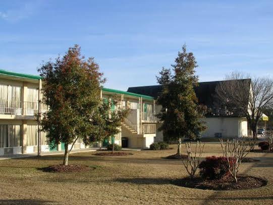 Country & By Radisson, Tifton, Ga Hotel